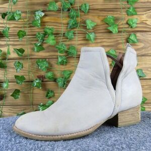 Jeffrey Campbell Muskrat Women Beige Leather Cutout Ankle Boots Size 8.5 Stacked